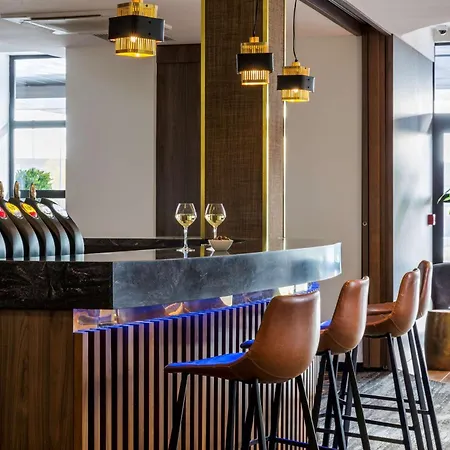 Western L'aquarium Arras Nord Hotel