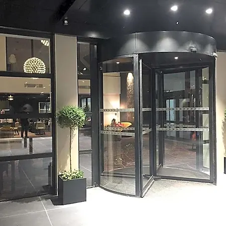 Western L'aquarium Arras Nord 호텔 3*